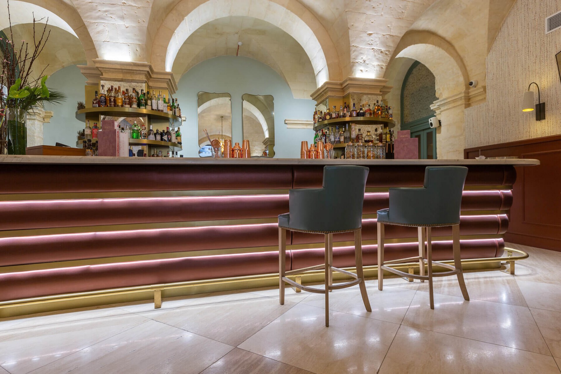 02-Gracysbrasserie-Civilservice-halmannvella-travertine