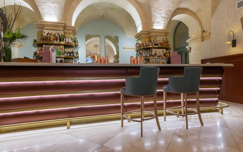 02-Gracysbrasserie-Civilservice-halmannvella-travertine